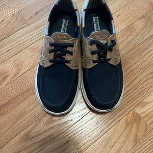 Navy blue sketchers  worn only once